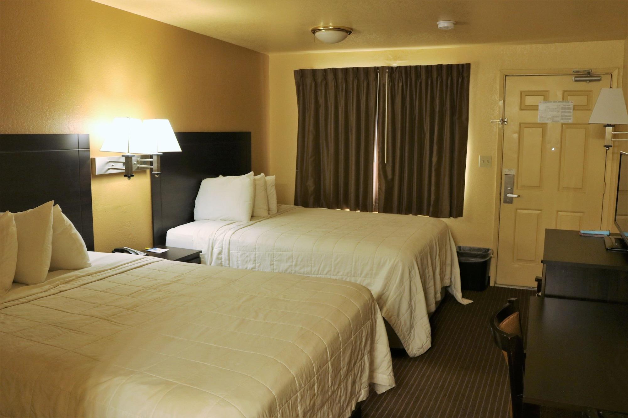 Days Inn By Wyndham Fresno South Екстериор снимка